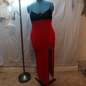 Spaghetti Strap Blk Lace & Red Nightgown